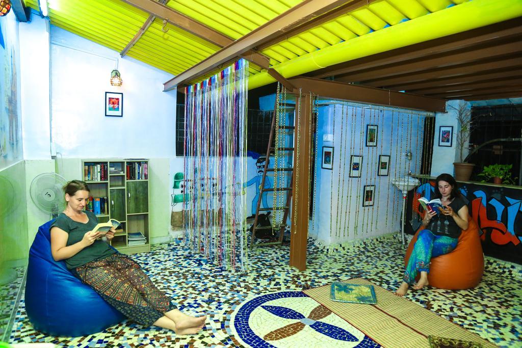 Traveller'S Inn Hotel - Fort ムンバイ エクステリア 写真
