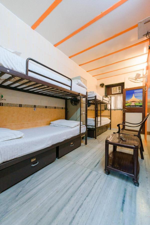 Traveller'S Inn Hotel - Fort ムンバイ エクステリア 写真