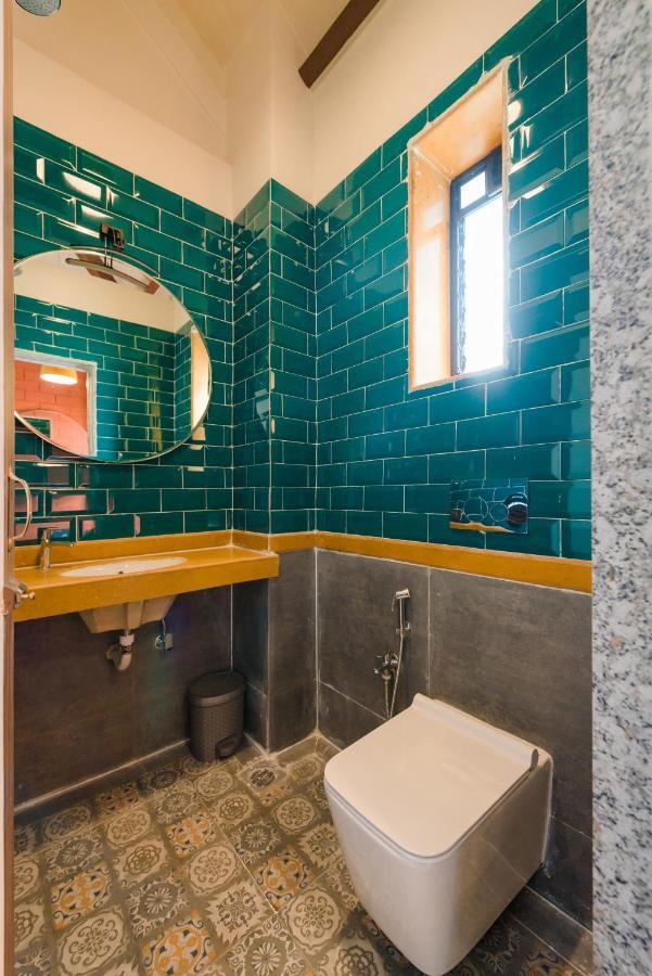 Traveller'S Inn Hotel - Fort ムンバイ エクステリア 写真